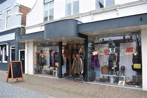 kringloopwinkel hoeksche waard.